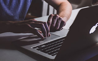 开云电竞平台-虚拟经济推动电竞产业链深度整合，电子竞技的虚拟性