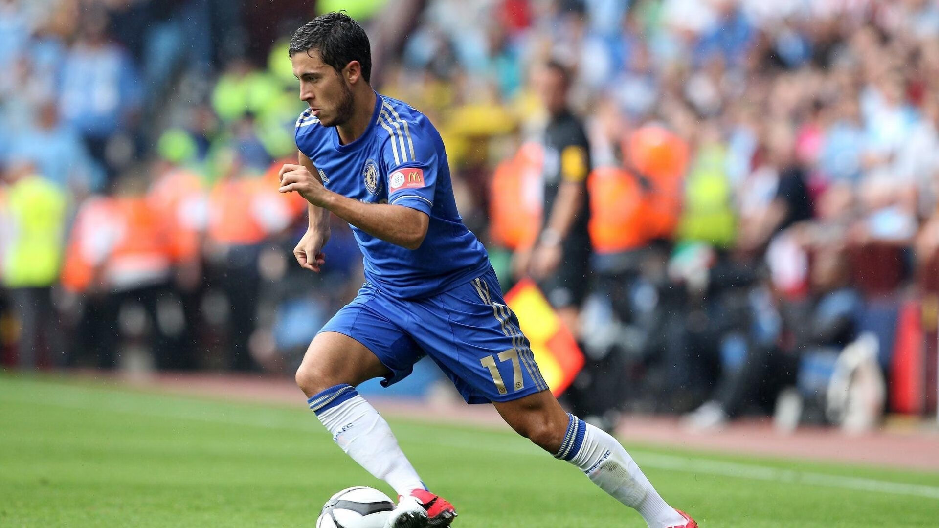 _篮网队攻防兼备，领跑全联盟_，篮网队篮球