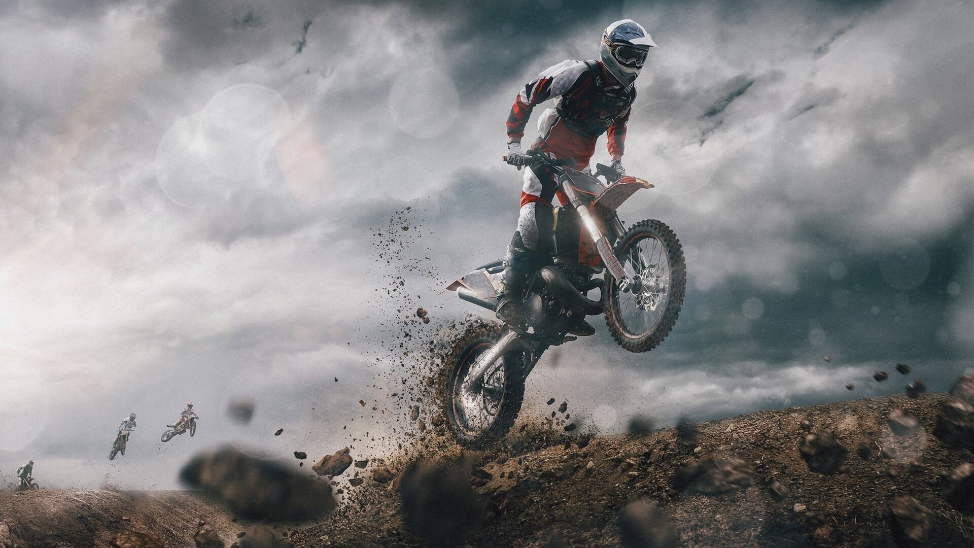 快船“双星”詹姆斯和莱昂纳德的“攻防双核”战术成核心，詹姆斯与莱昂纳德谁更强壮